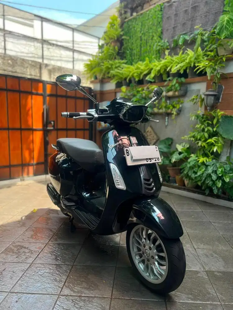 VESPA SPRINT 150 ABS 2018 CARBON EDITION