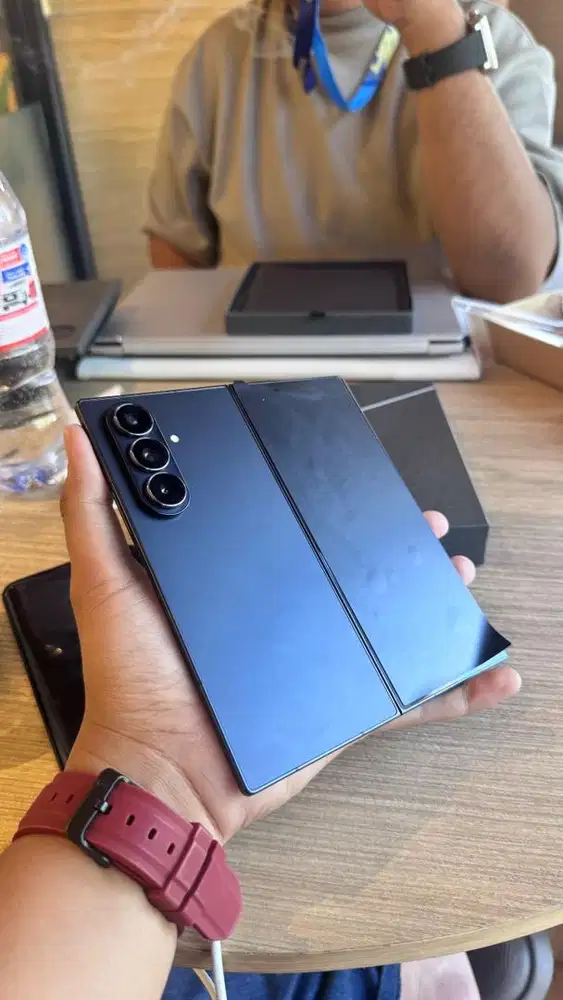 Samsung fold 7 12/256gb sein