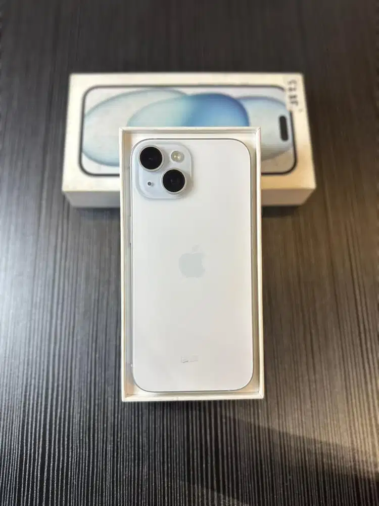 iPhone 15 128Gb iBox
