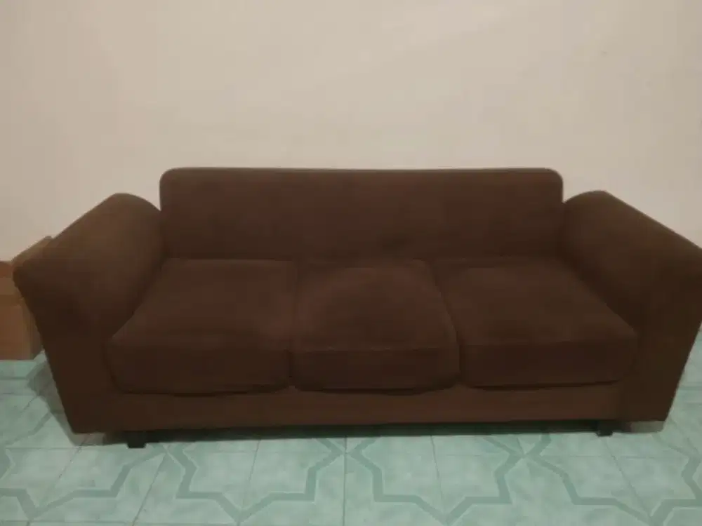 Sofa nego coklat