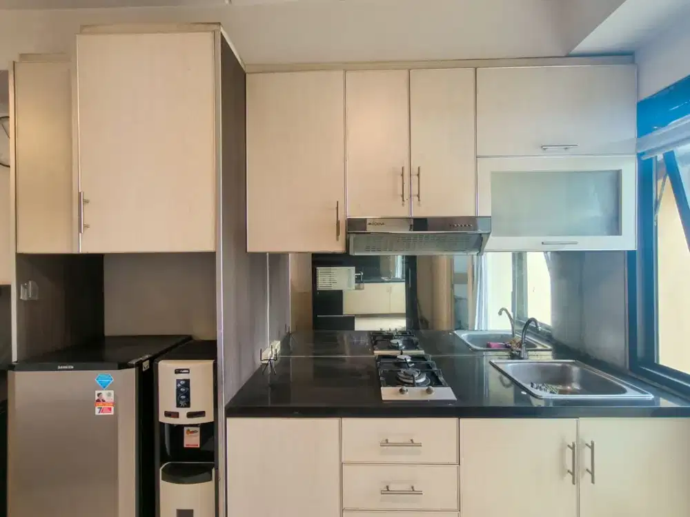 Apartemen Strategis 10 Mnt ke Living Plaza Jababeka Siap Huni J-42003