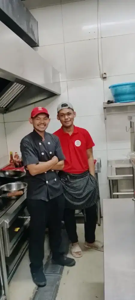 Lagi nyari lowongan kerja yang tetap.
