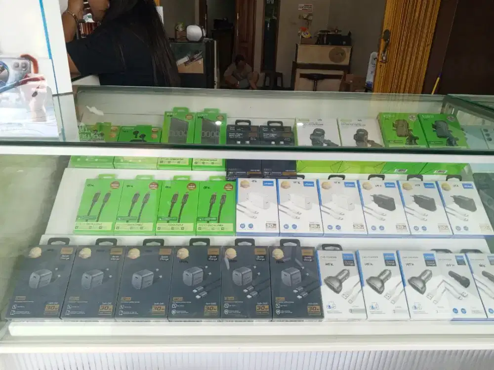 ready aksesoris charger power bank car mobil
