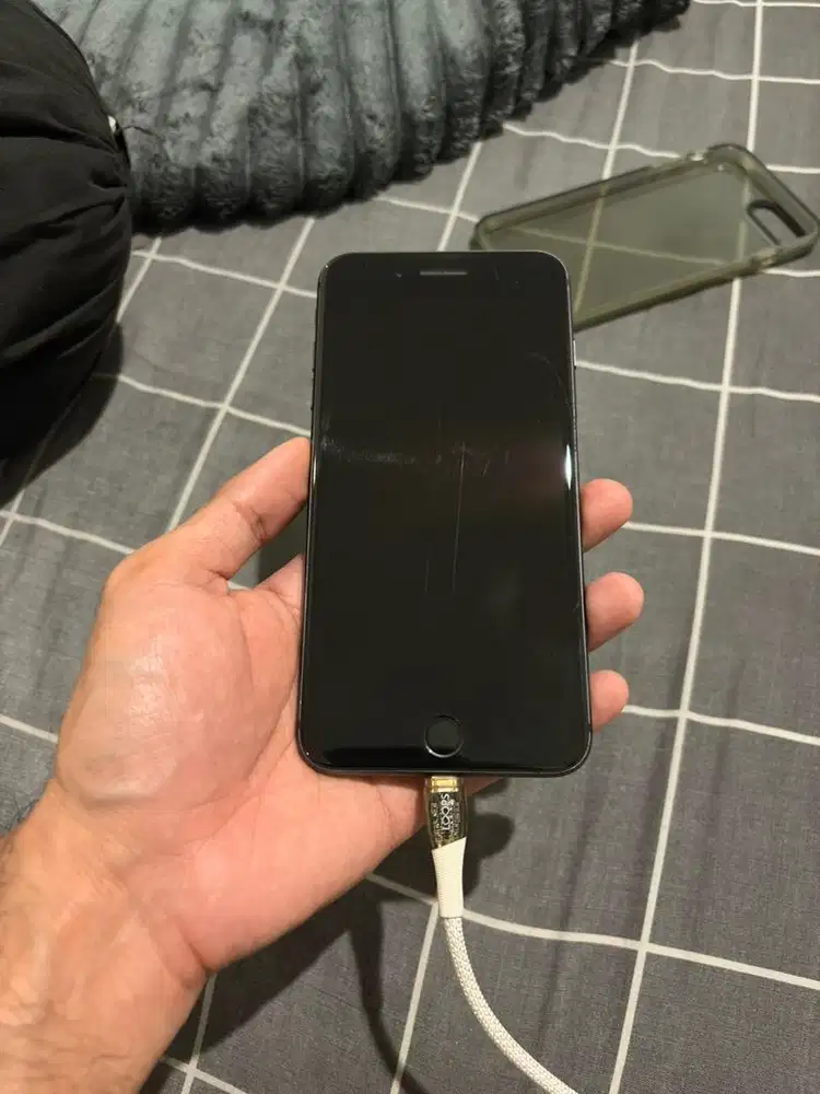 Iphone 8 Plus 64 GB Inter