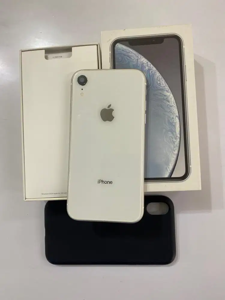 Dijual iPhone XR 128gb sinyal aman aktivasi lama