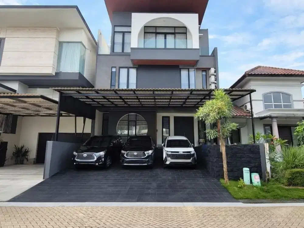 RUMAH MEWAH CITRALAND FULLERTON – SIAP HUNI   Lokasi premium, desain modern, full furnished & interior. Kondisi seperti baru!