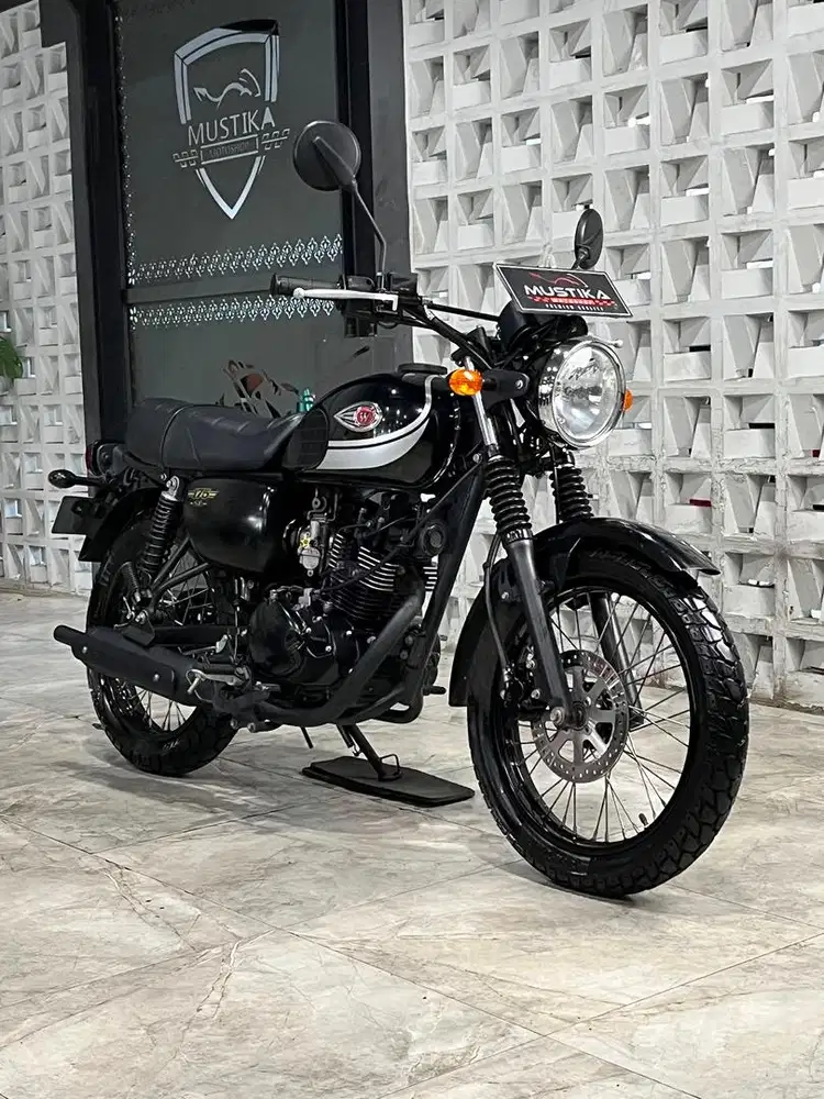 Stok Terbatas!!Kawasaki W175 Se th 2019 - Ayu Mustika