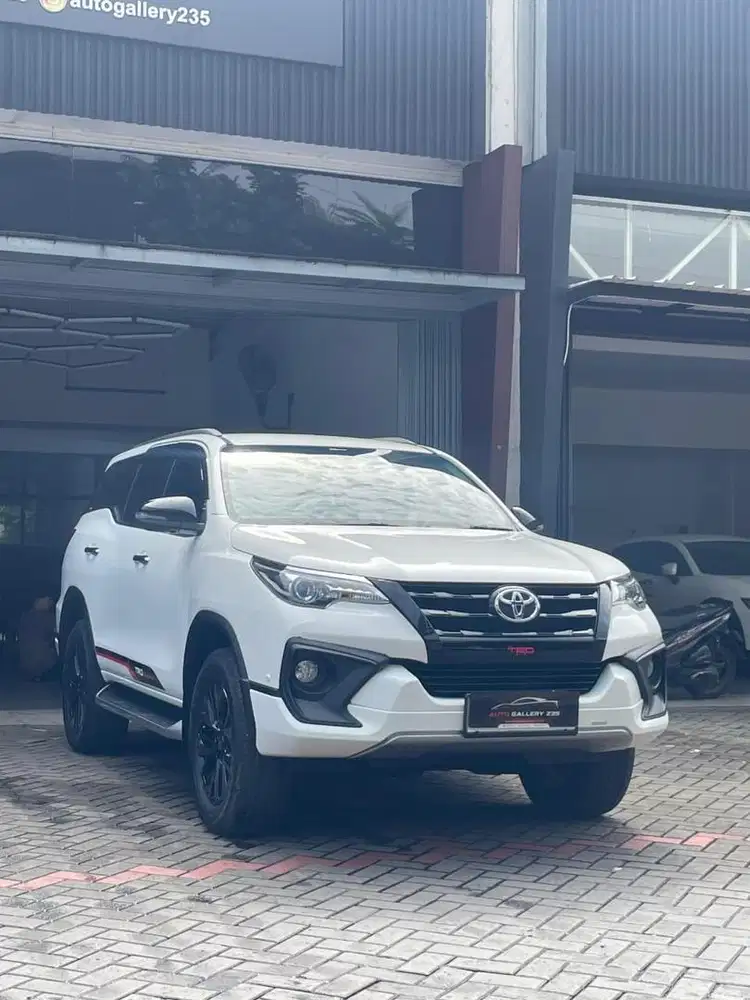Toyota Fortuner TRD 2017 Low KM