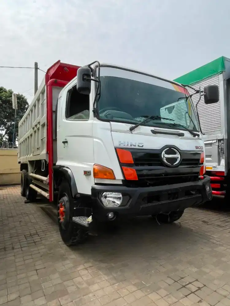 Dumptruk Hino500 FM260JD Tahun 2016