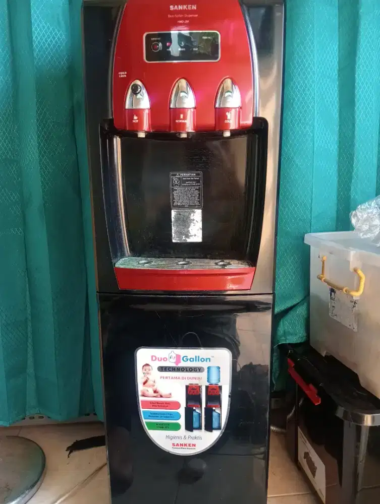 Dispenser merek sanken