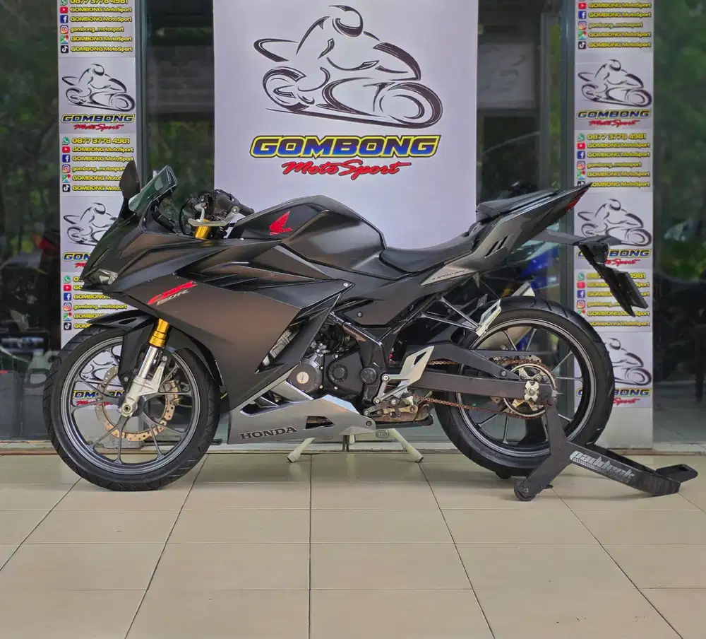 HONDA CBR 150R 2022