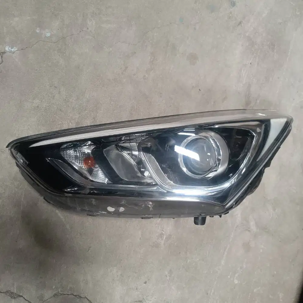 HEADLAMP KIRI HYUNDAI SANTA FE 2016, 921012W520