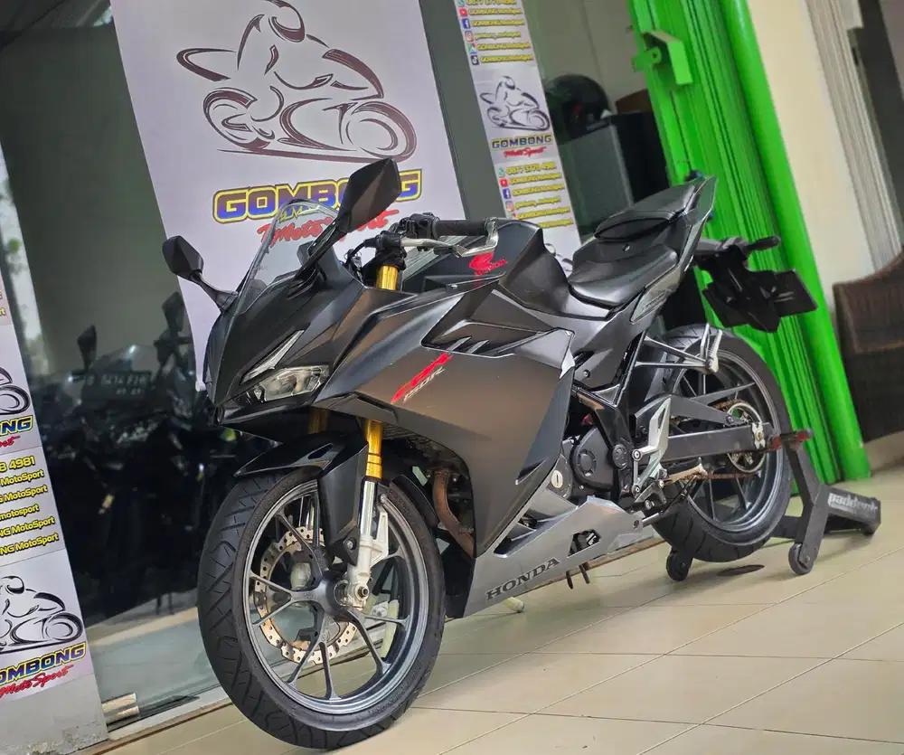 HONDA CBR 150R 2022