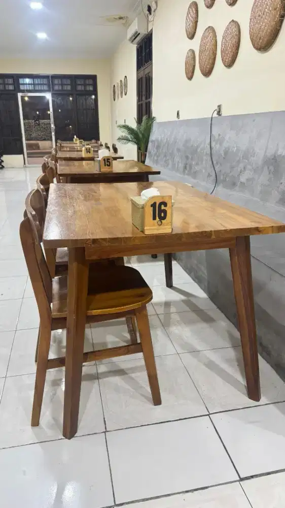 Set Meja Jati 9