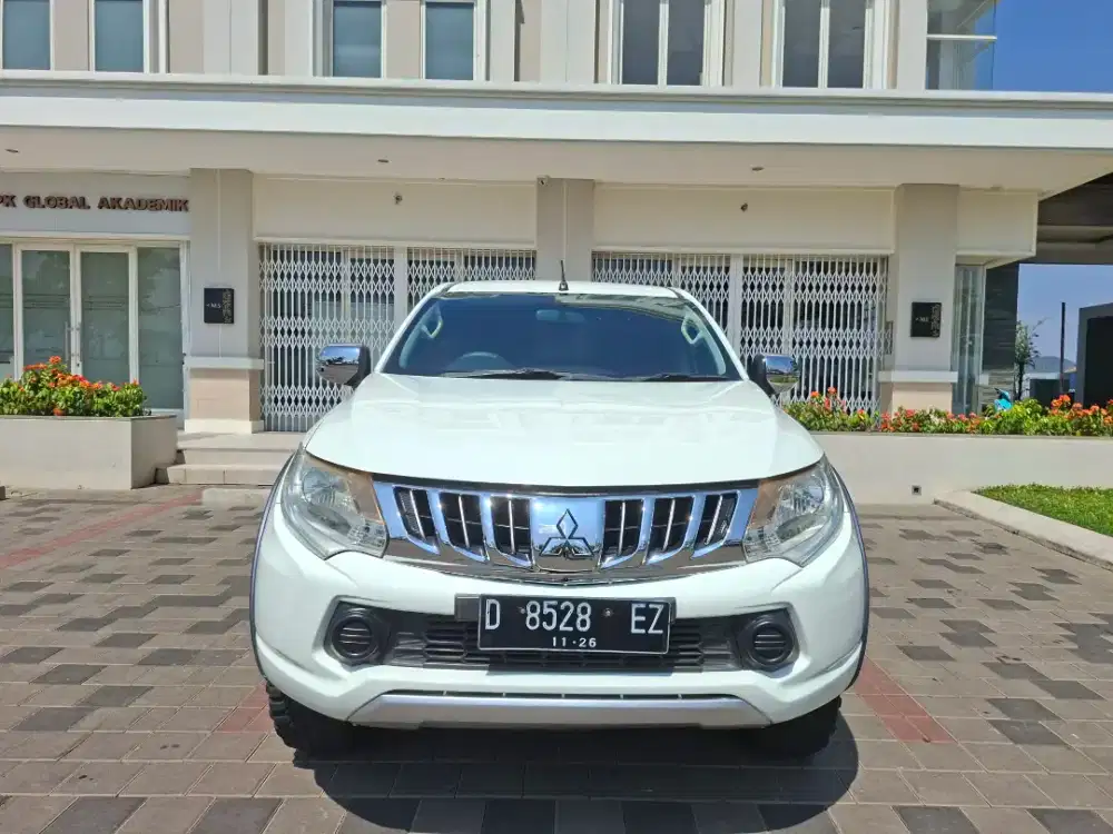 Triton Strada GLS 4x4 Diesel Manual 2016