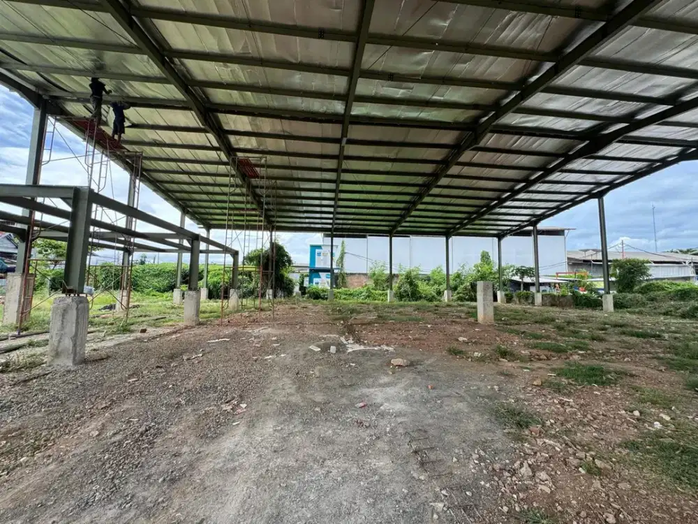 Dijual kav kamal muara ada bangunan rangka baja ada dua sertifikat juga siap nego