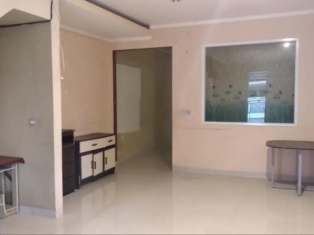 dijual rumah posisi hook duta garden