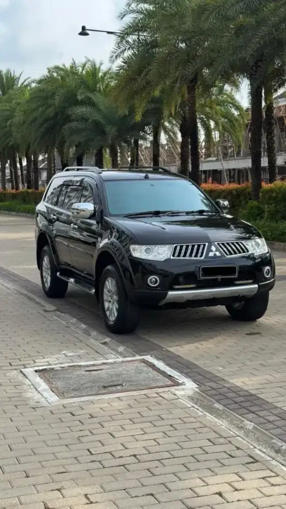 MITSUBISHI PAJERO SPORT EXCEED 2.5 DIESEL AT 2011