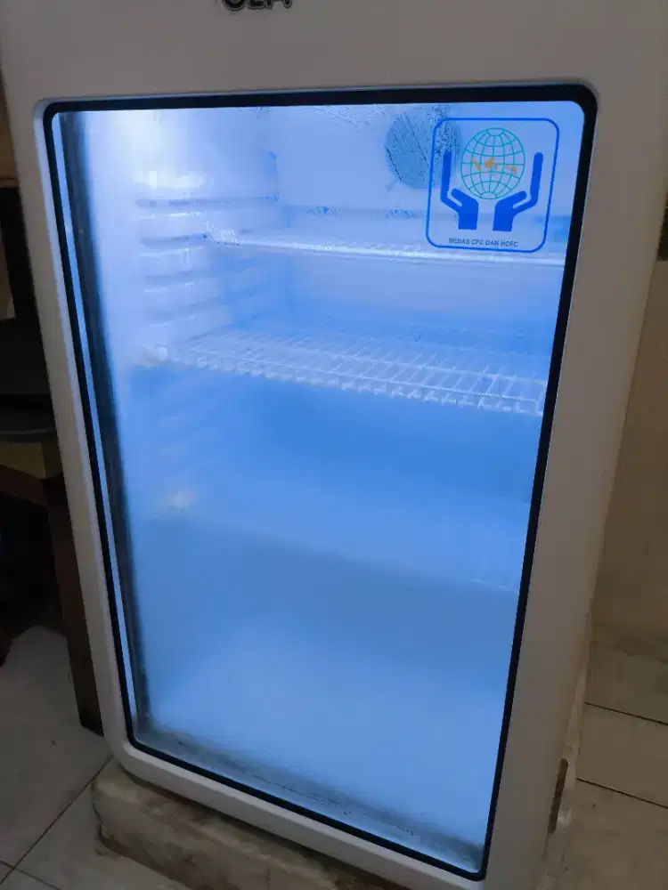 Showcase GEA mini 95 liter