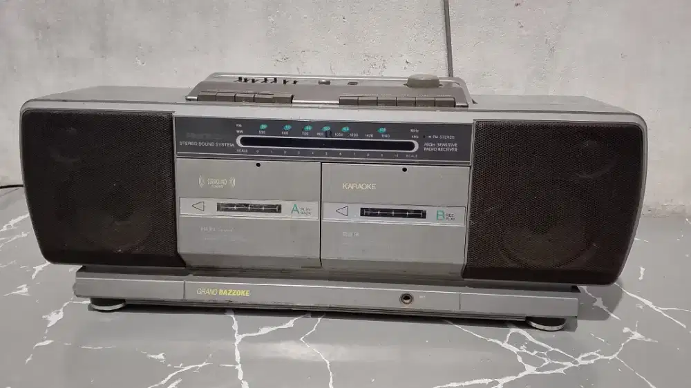 Radio tape Polytron ada yang minus baca deskripsi