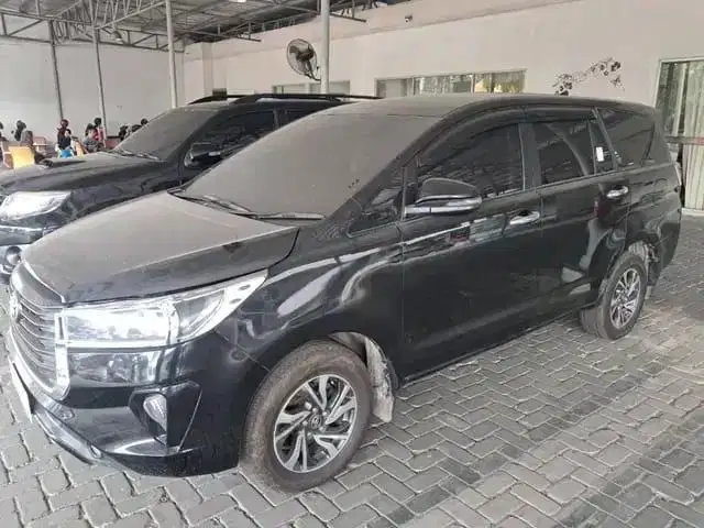 KM Rendah - Toyota Kijang Innova 2.4 G Solar - AT 2021 - LAF