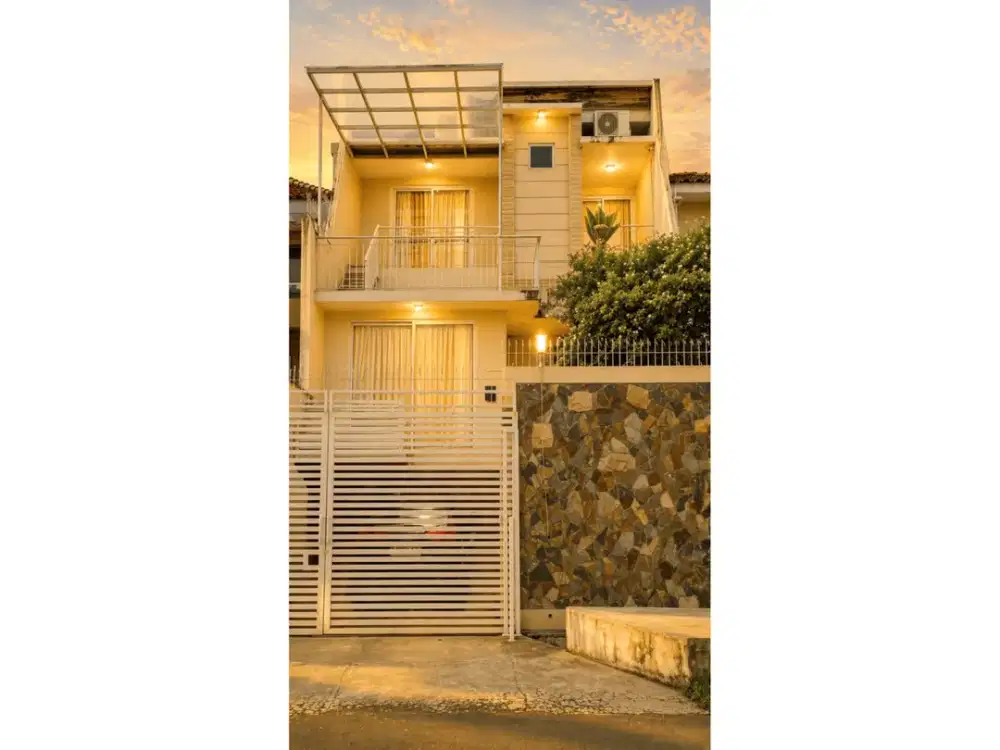 S738 Rumah 3 Lantai 175 m2 Murah Billymoon Pondok Kelapa Jakarta Timur
