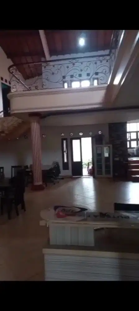 Rumah second dijual cepat 550m²(2.5M)Jl Pemuda Pancoran mas Depok