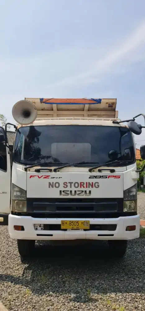 Isuzu FVZ 2013 kondisi bagus