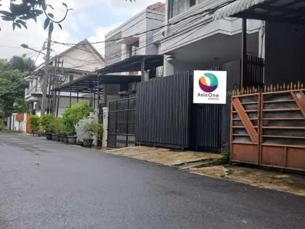 Termurah , Dijual Rumah Secondary Siap Huni Dalam Komplek di Pondok Kelapa Jakarta Timur