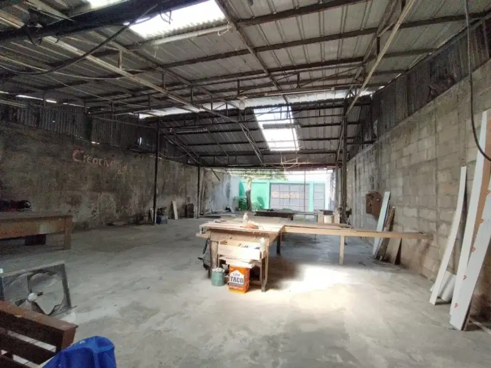 Dijual Bagunan & Lahan Ex Workshop Furniture di Pondok Pekayon Indah, Bekasi Selatan