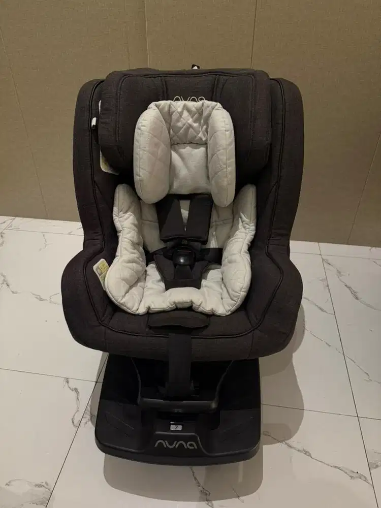 Carseat Nuna Rebl