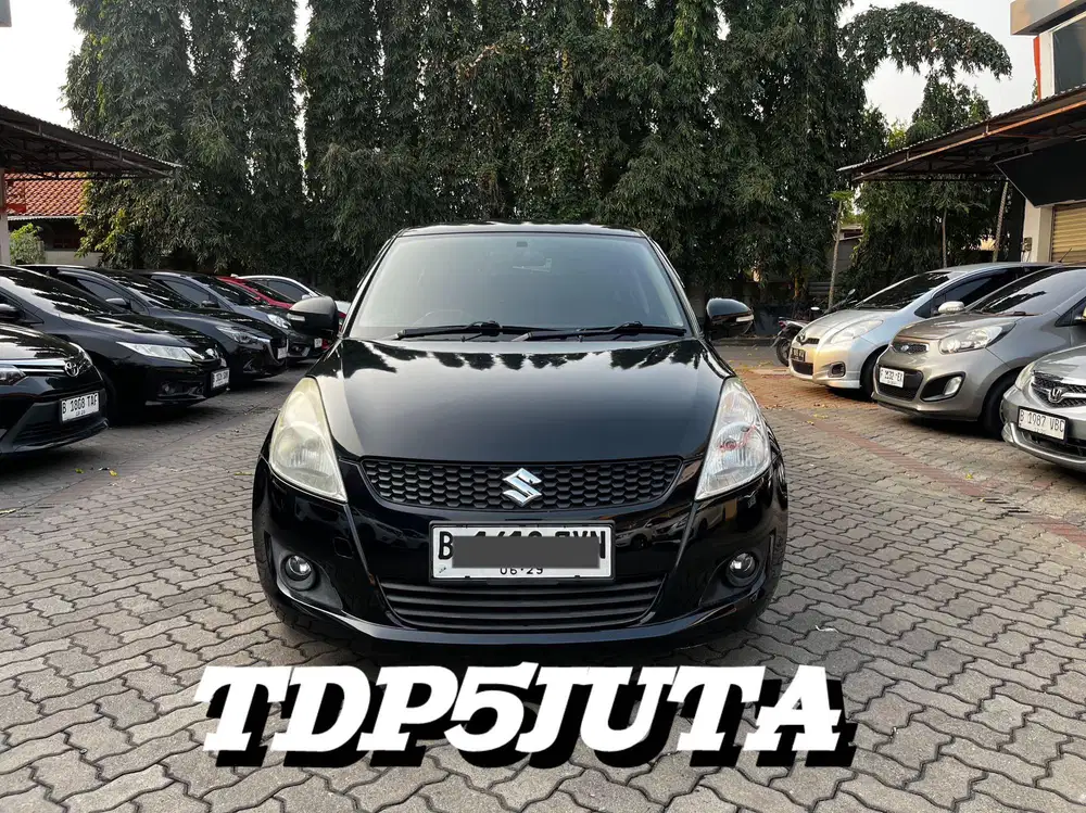 Low km SUZUKI SWIFT GX AT 2014 BLACK
