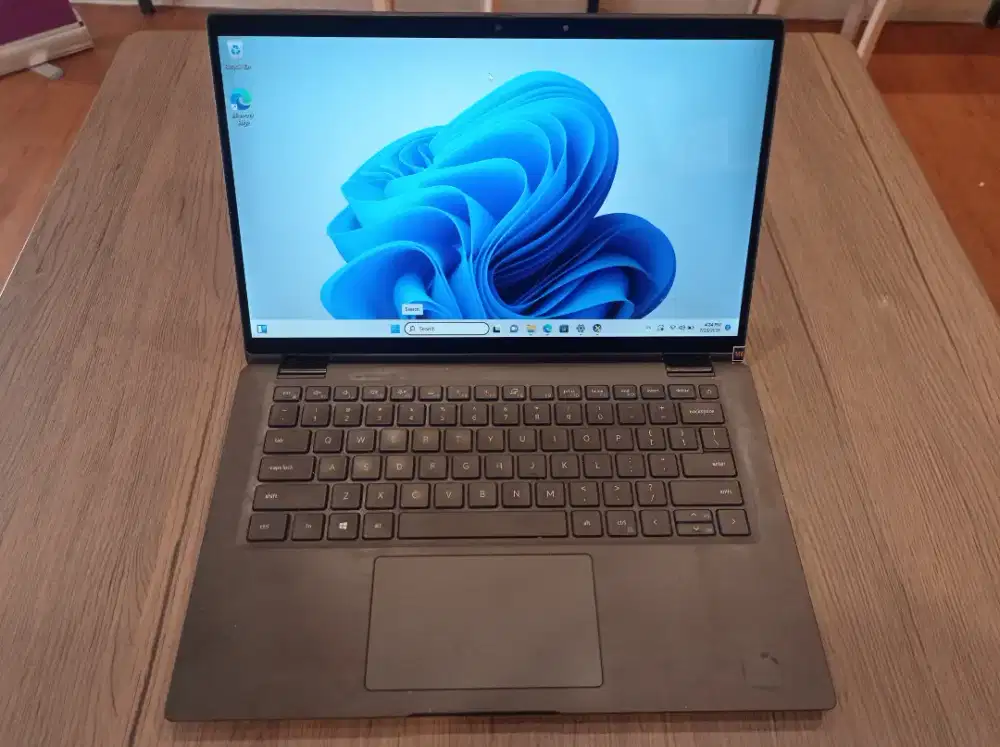 Laptop delll altitude 7410cire i5 gen 10 ram 16 ssd  256