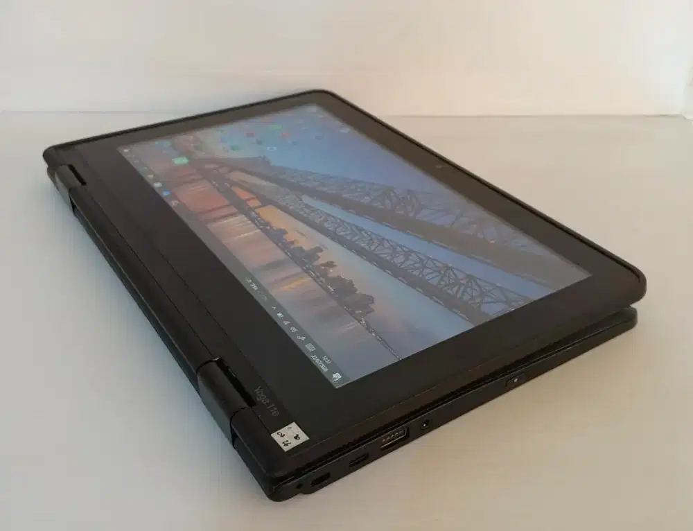 Lenovo Thinkpad 11E 2in1 Touchscreen Flip Ram 8gb SSD