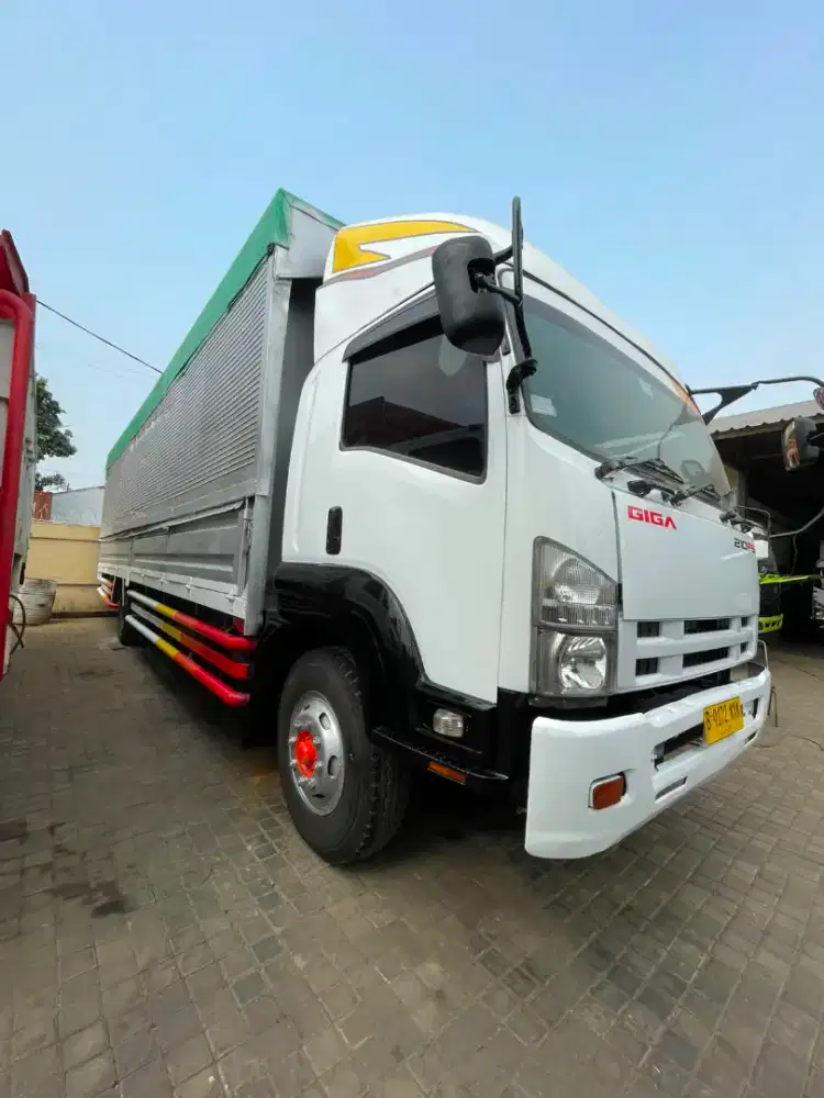 WING BOX ISUZU FTR 90T