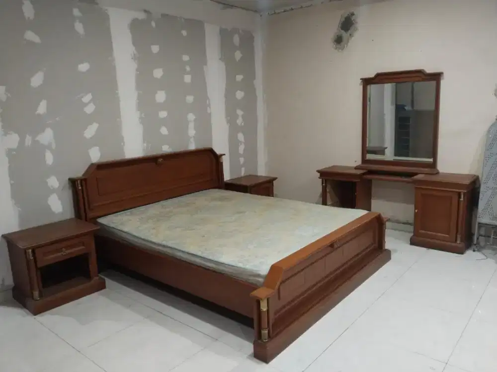 Furniture set kamar tidur
