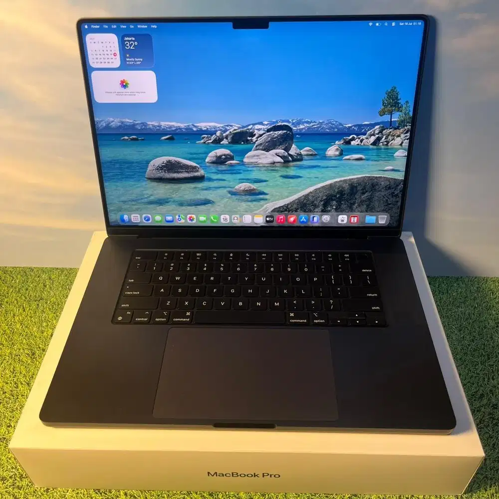 Macbook pro m4 pro 24/512 16 inc,garansi ibox on sampe juni 2027