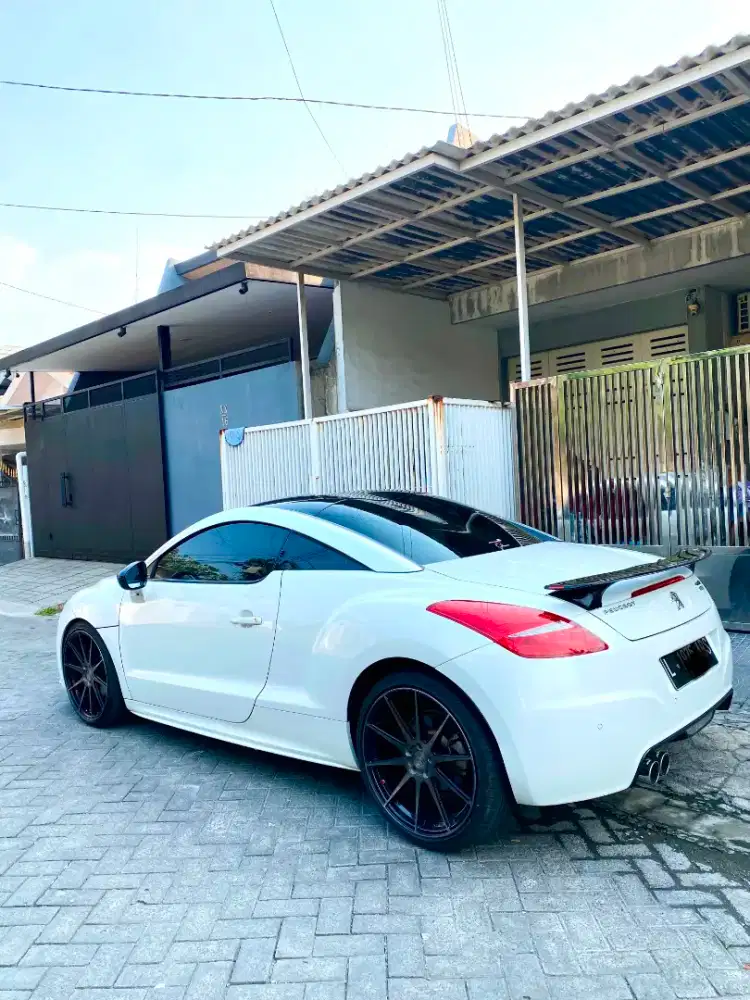 Peugeot RCZ 2013 LowKM 20rb.