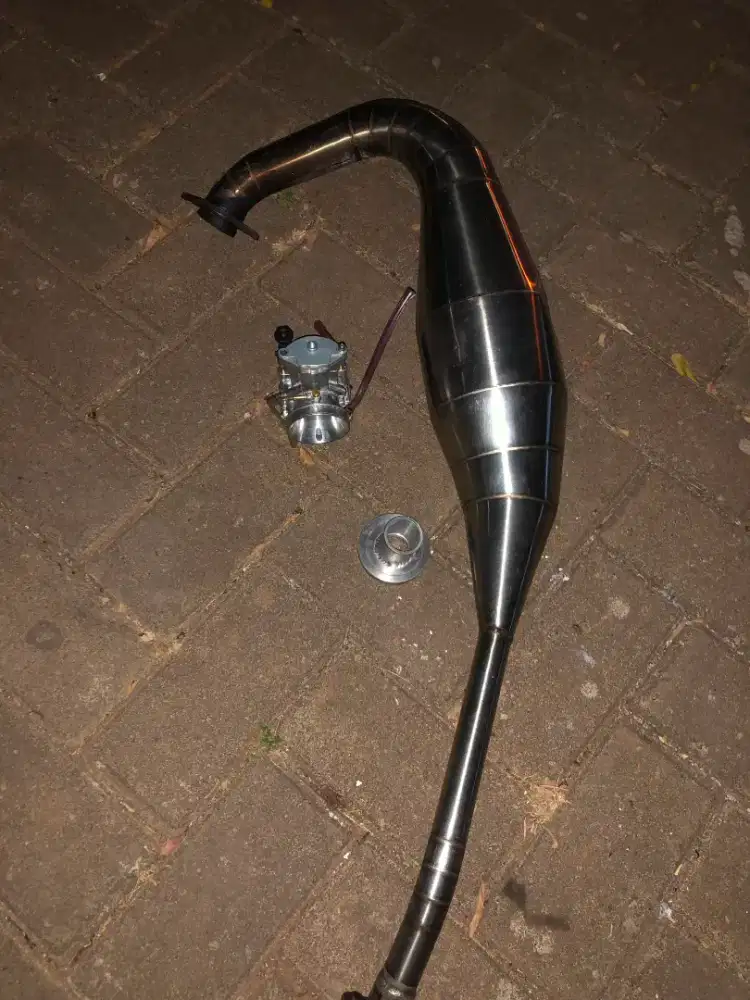 Satu set atau satuan carbu dan kenalpot ninja 2 tak