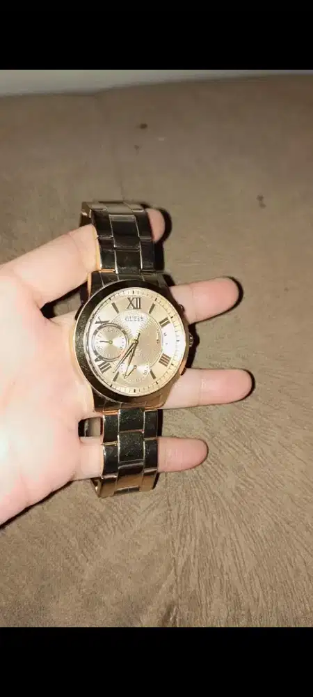 Dijual jam tangan guess original