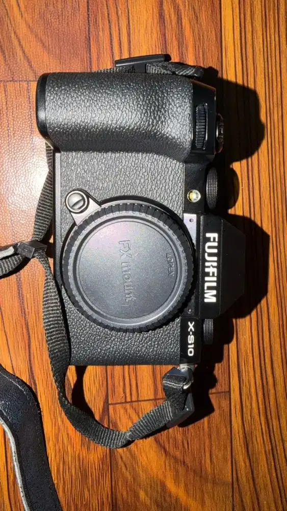 camera fujifilm X-S10 body only
