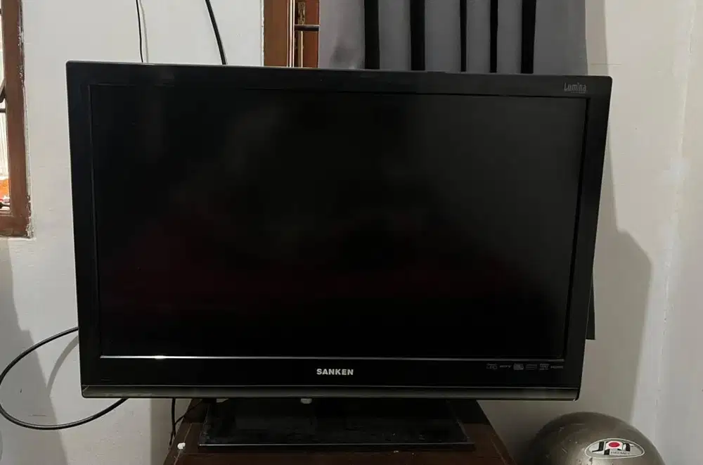 TV Sanken Lumina 32 Inch