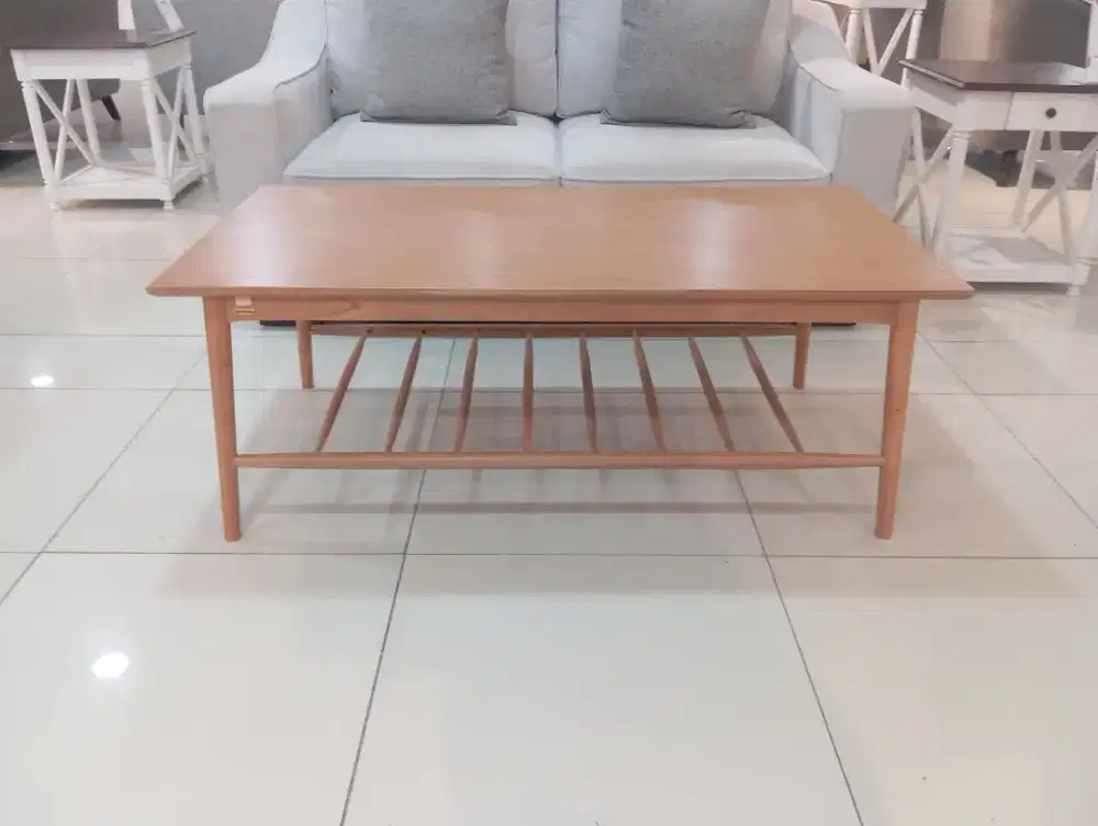 Meja Tamu Kalstorm