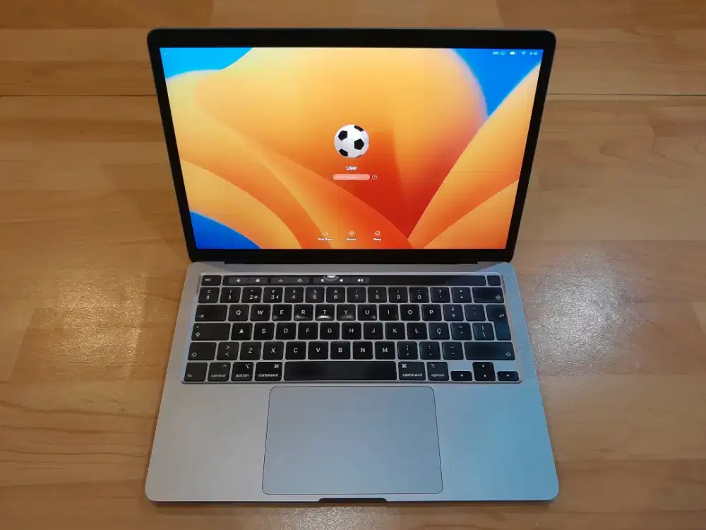 Macbook Pro 13 Inch 2020 (SALES - 8GB - 512 SSD)