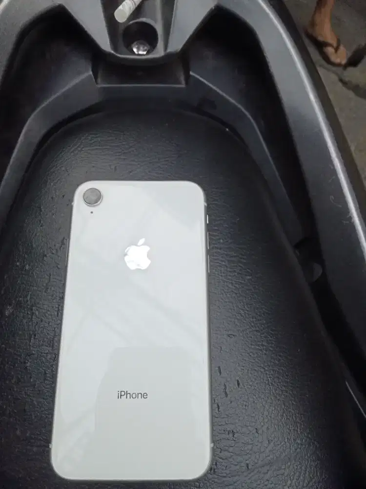 iPhone xr Ram64/256gb