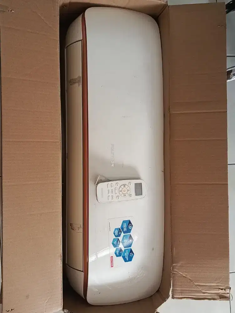 AC POLYTRON BEKAS masi bagus dan layak pakai