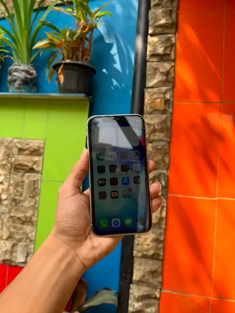 IPHONE 11 64 GB
