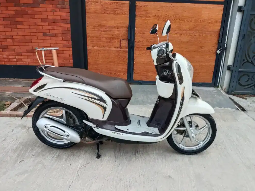 Honda Scoopy f1 tahun 2014 di Tangerang cadas