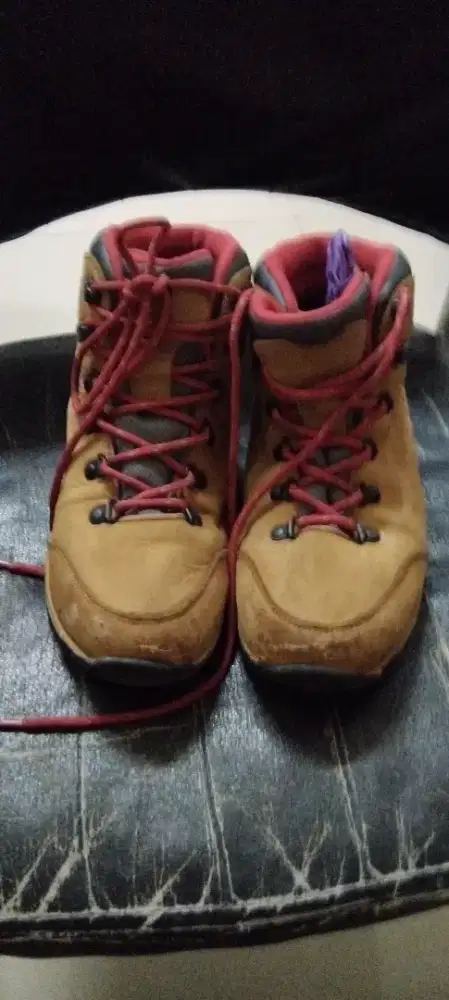 NEPA MID CUT VIBRAM GORTEX 37,5/24