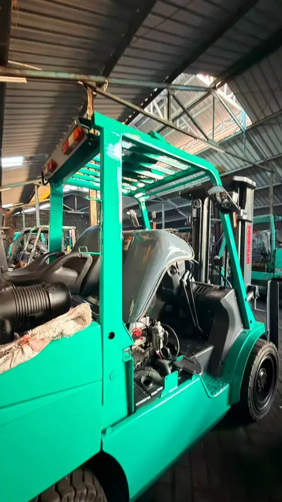 Mitsubishi Grendia 3 Ton Mast Trilift Unit Normal Siap Kerja